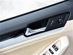 һ��-����,����,2015�� 1.6L �ֶ�������,��������ʵ��ͼƬ