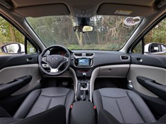 2015 1.8L Զ