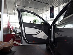 2015�� GLA 220 4MATIC ʱ����