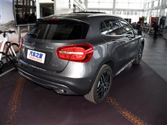 2015�� GLA 220 4MATIC ʱ����