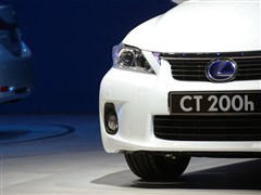 2012 CT200h 