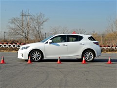 2012 CT200h 
