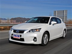 2012 CT200h 