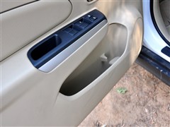 2012�� 1.6L �ֶ�����