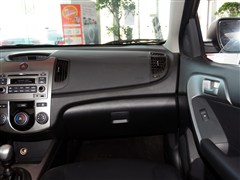 2012�� 1.6L MT GLS �����