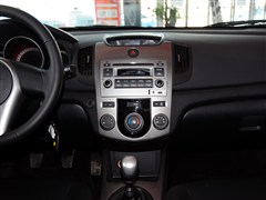 2012�� 1.6L MT GLS �����