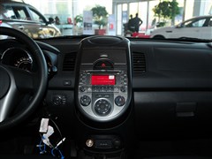 2013�� 1.6L MT GLS