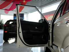 2013�� 1.6L MT GLS