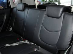 2013�� 1.6L MT GLS