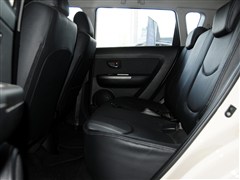 2013�� 1.6L MT GLS