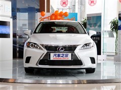 2014 CT200h Ӣ ɫ