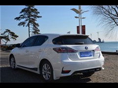 2014 CT200h ʰ ɫ