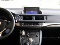 2014 CT200h F-Sport ɫ