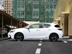 2014 CT200h F-Sport ɫ