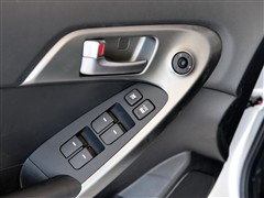 2011�� 1.6L MT GL