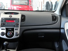 2011�� 1.6L MT GL