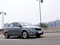2011�� ���� 1.4L AT TOP