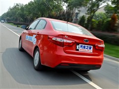 2011�� ���� 1.4L AT TOP