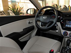 2011�� ���� 1.4L AT TOP