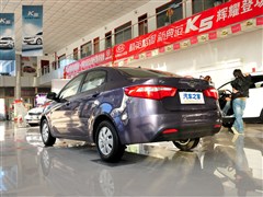 2011�� ���� 1.4L AT TOP