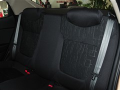 2011�� ���� 1.4L AT GLS
