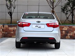 2011�� ���� 1.4L MT TOP