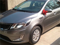 2011�� ���� 1.4L MT TOP