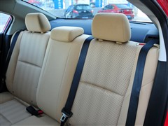 2011  1.6L Զ