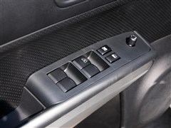 �����ղ�,�濥,2012�� 2.5L �ֶ������� 4WD,��������ʵ��ͼƬ