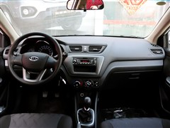 2012�� ���� 1.4L MT GLS