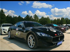 2013�� 4.7L Sport Automatic