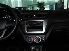 2012�� ���� 1.4L MT GLS�����