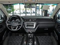 2012�� ���� 1.4L AT GLS�����