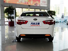 2012�� ���� 1.4L AT GLS�����