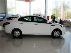 2012�� ���� 1.4L AT GLS�����