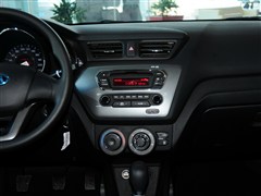 2012�� ���� 1.4L MT TOP�����