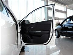 2012�� ���� 1.4L MT TOP�����