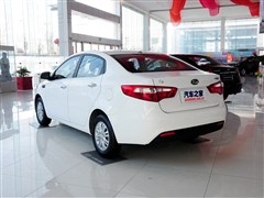 2012�� ���� 1.4L MT TOP�����