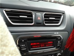 2012�� ���� 1.4L MT TOP�����