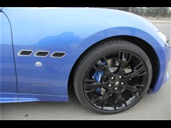 2013�� 4.7L Sport F1