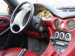 2004�� 3200GT
