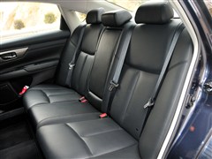 2013�� 2.5L XL-NAVI Tech������