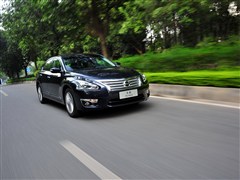 2013�� 2.5L XL-UpperNAVI Tech����