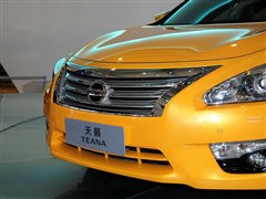 2013�� 2.5L XL-UpperNAVI Tech����