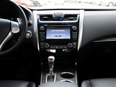 2013�� 2.5L XL-NAVI������