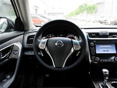 2013�� 2.5L XL-NAVI������