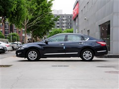 2013�� 2.5L XL-NAVI������