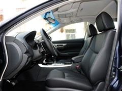 2013�� 2.5L XL-NAVI������