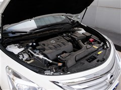 2013�� 2.0L XL-NAVI�����