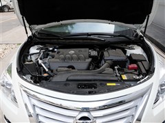 2013�� 2.0L XL-NAVI�����